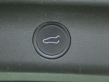 Tesla Model Y - 2023