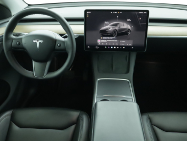 Tesla Model Y - 2023