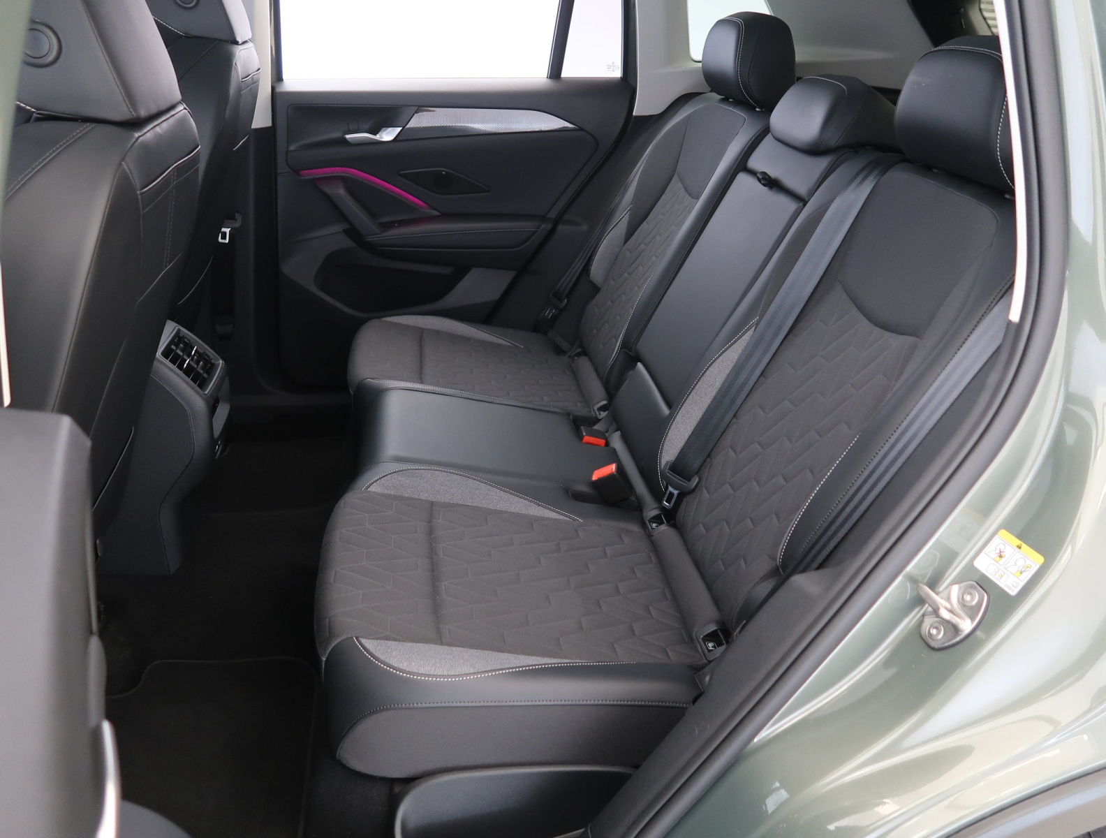 Volkswagen Tiguan - 2025