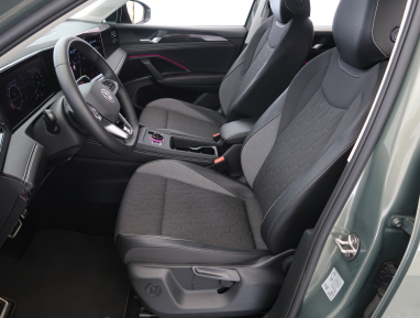 Volkswagen Tiguan - 2025