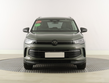 Volkswagen Tiguan - 2025