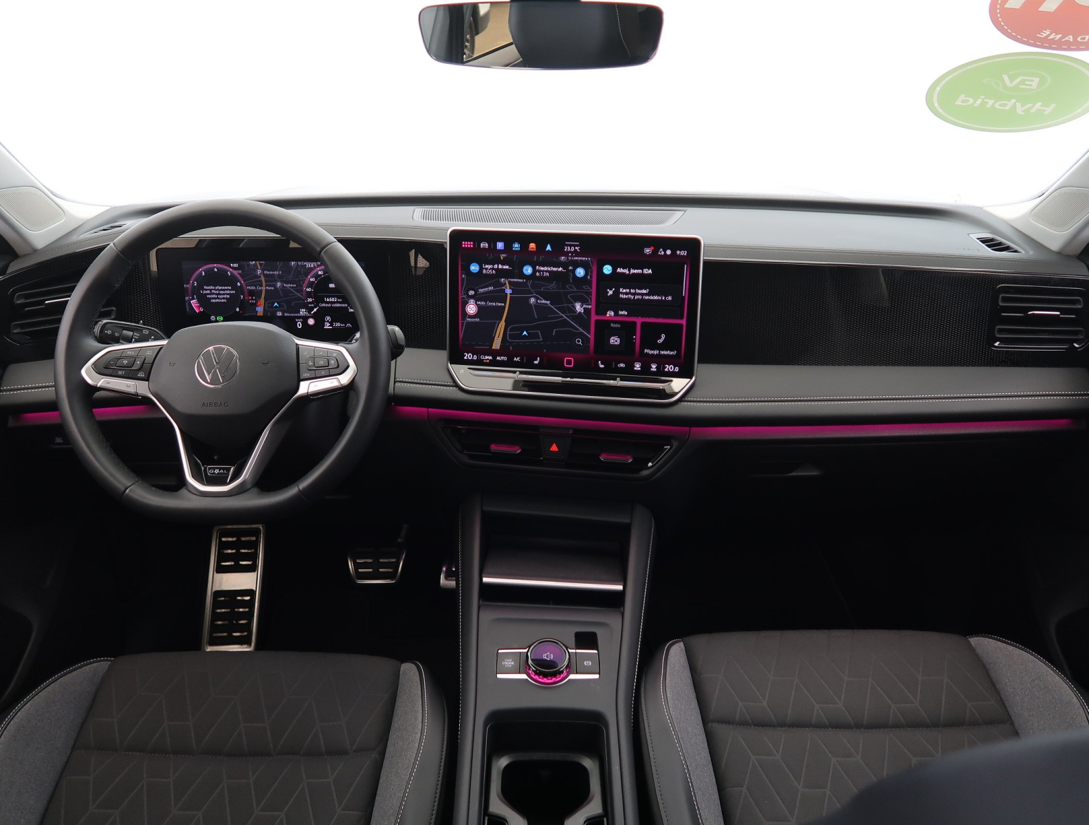 Volkswagen Tiguan - 2025