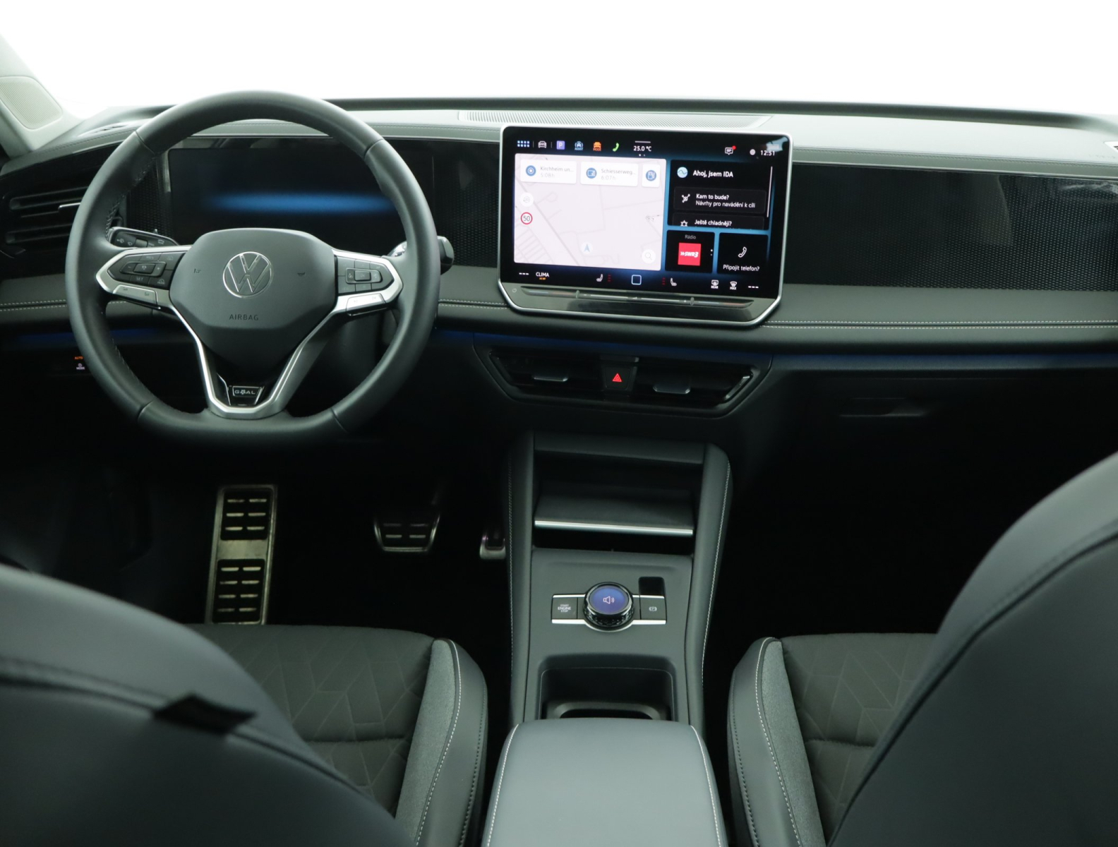 Volkswagen Tiguan - 2025