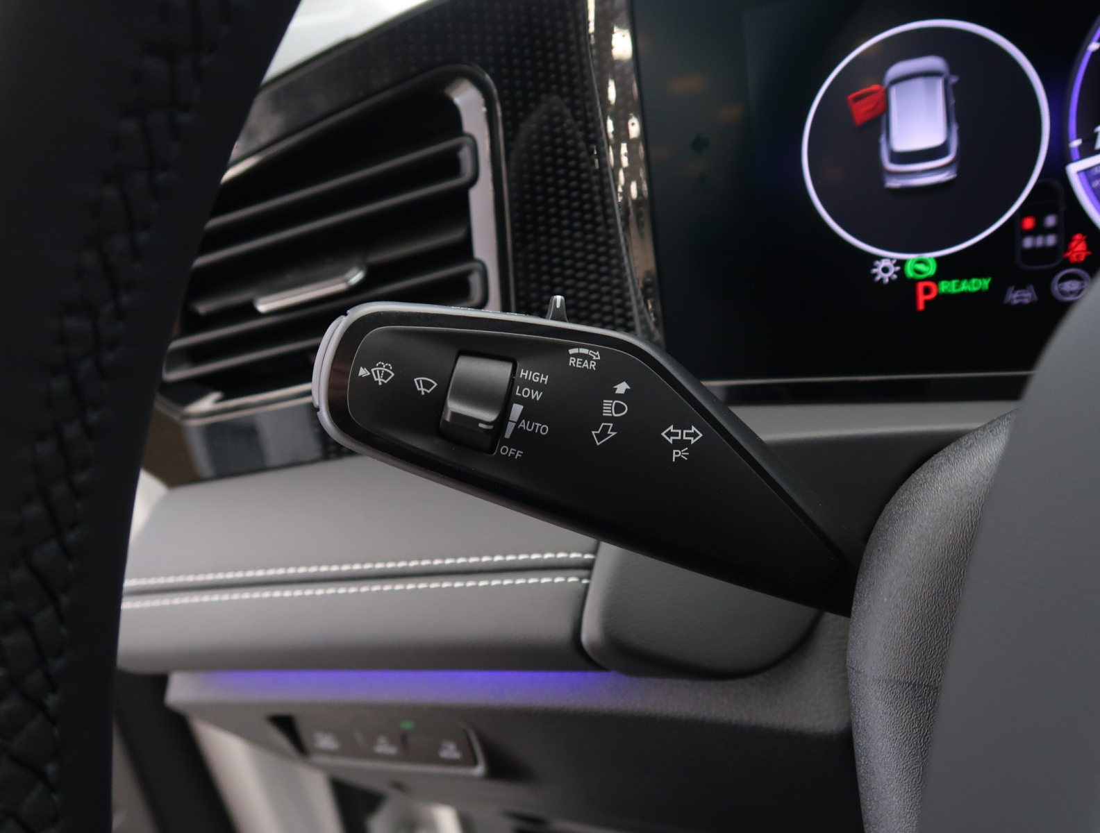 Volkswagen Tiguan - 2025
