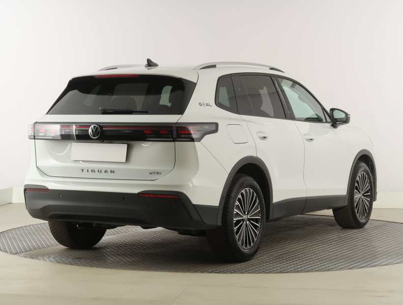 Volkswagen Tiguan, 2025