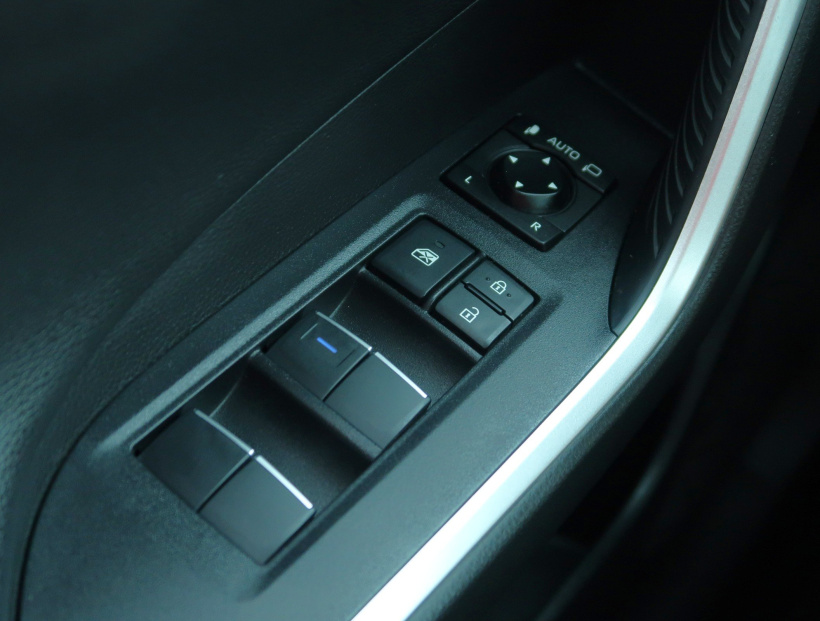 Toyota RAV 4, 2021