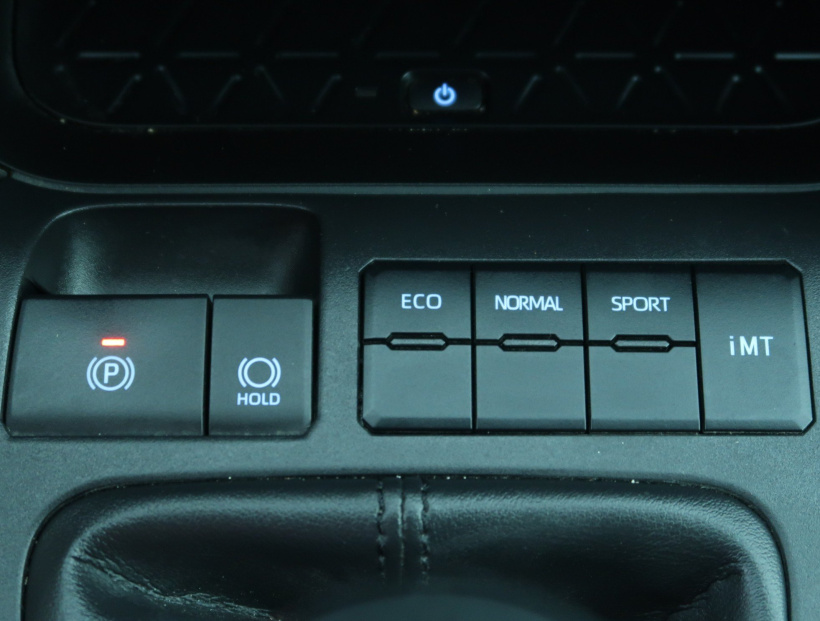 Toyota RAV 4, 2021