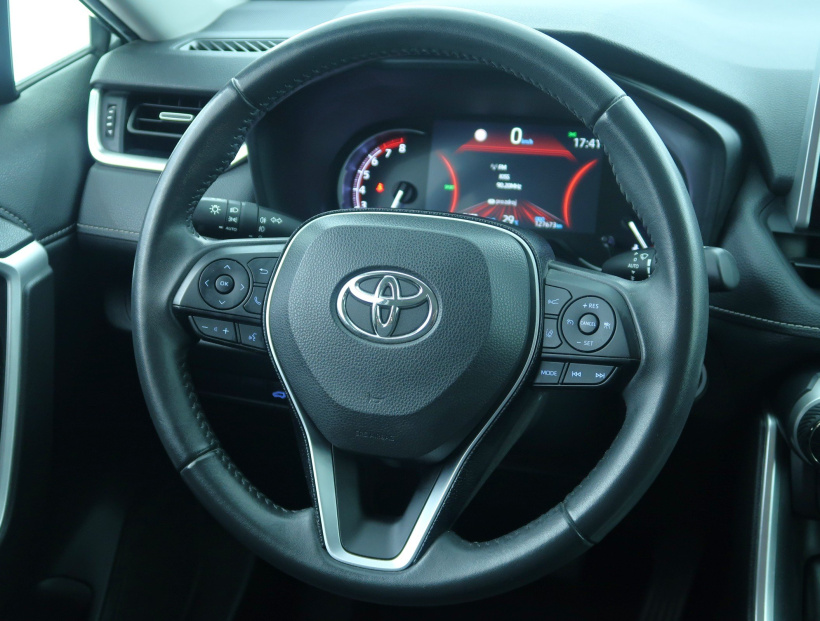 Toyota RAV 4, 2021