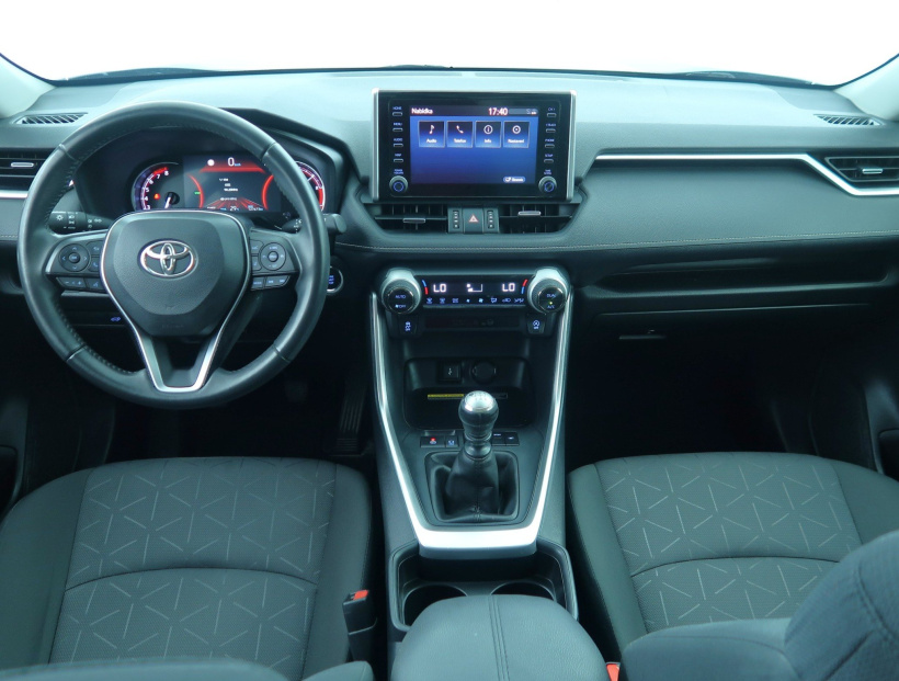 Toyota RAV 4, 2021
