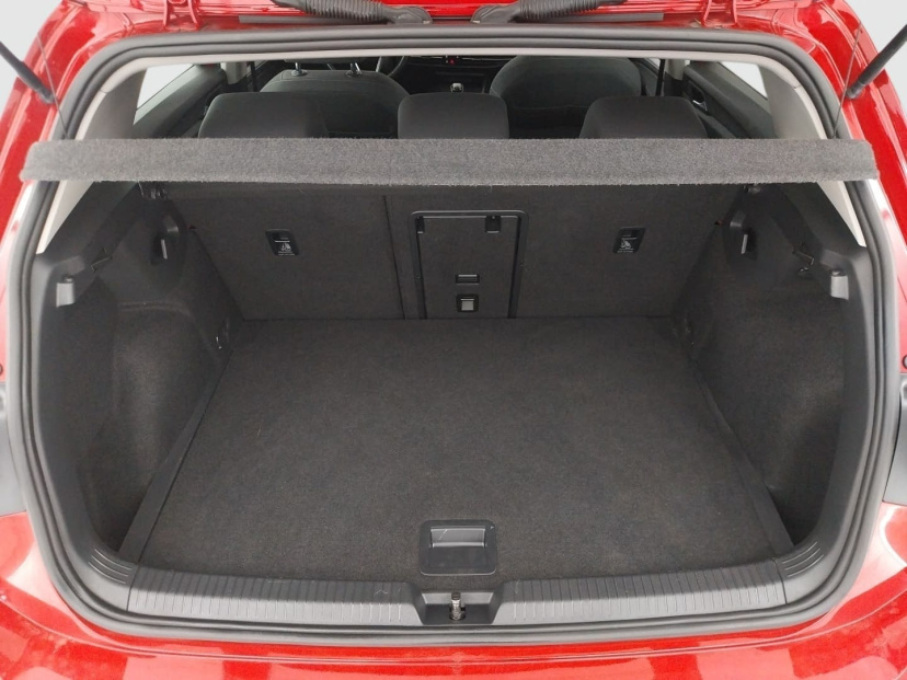 Volkswagen Golf, 2021