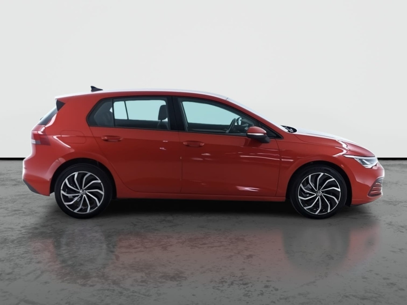 Volkswagen Golf, 2021