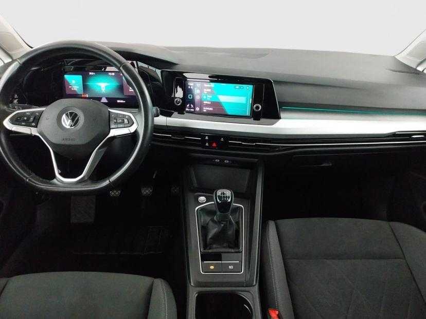 Volkswagen Golf, 2021