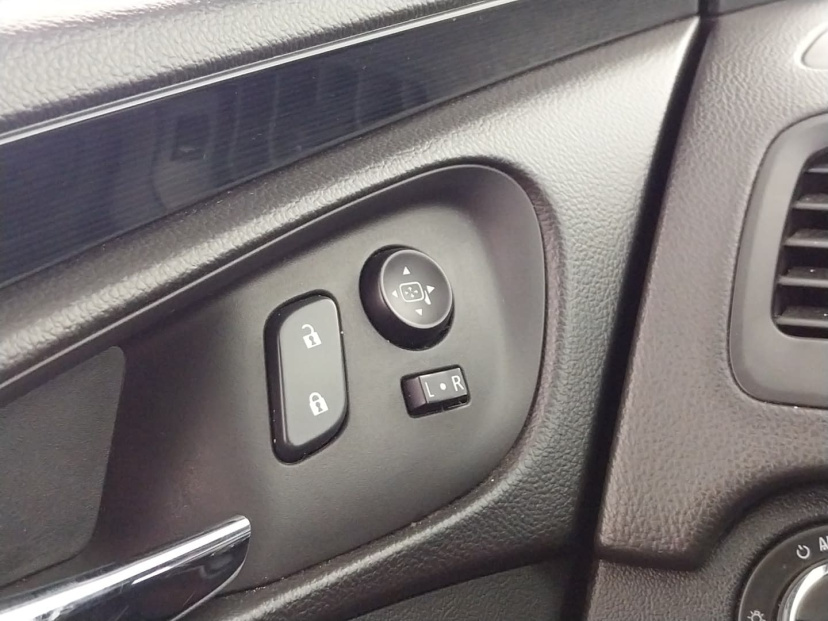 Opel Insignia, 2015