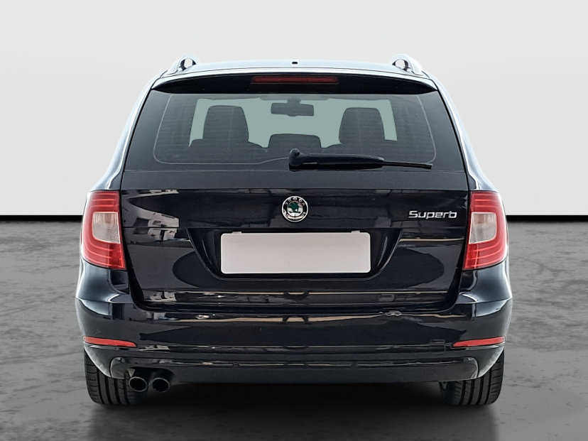 Škoda Superb, 2010