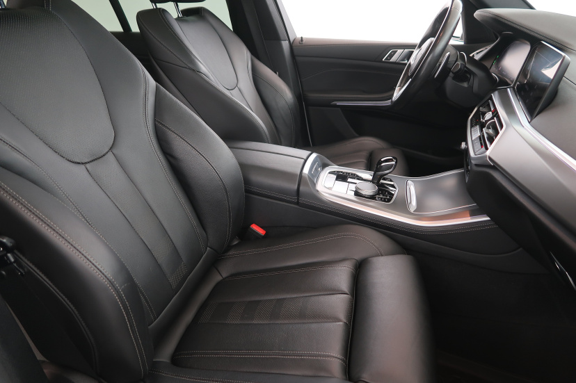 BMW X5, 2022
