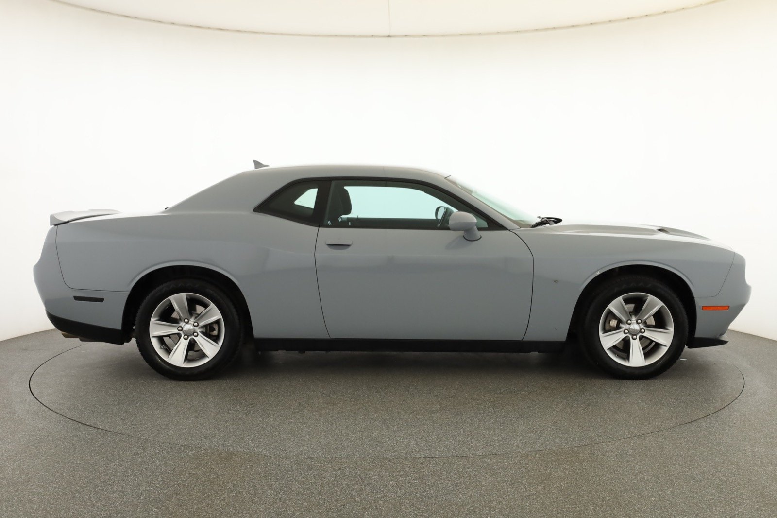 Dodge Challenger - 2022