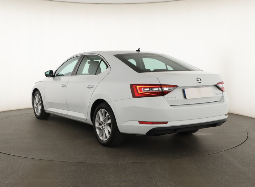 Škoda Superb, 2019