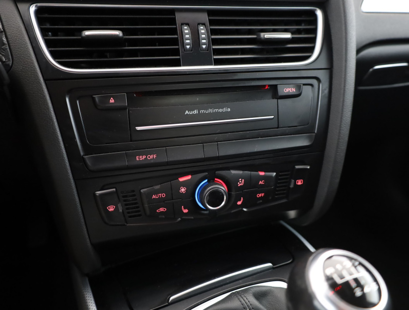 Audi A4, 2010