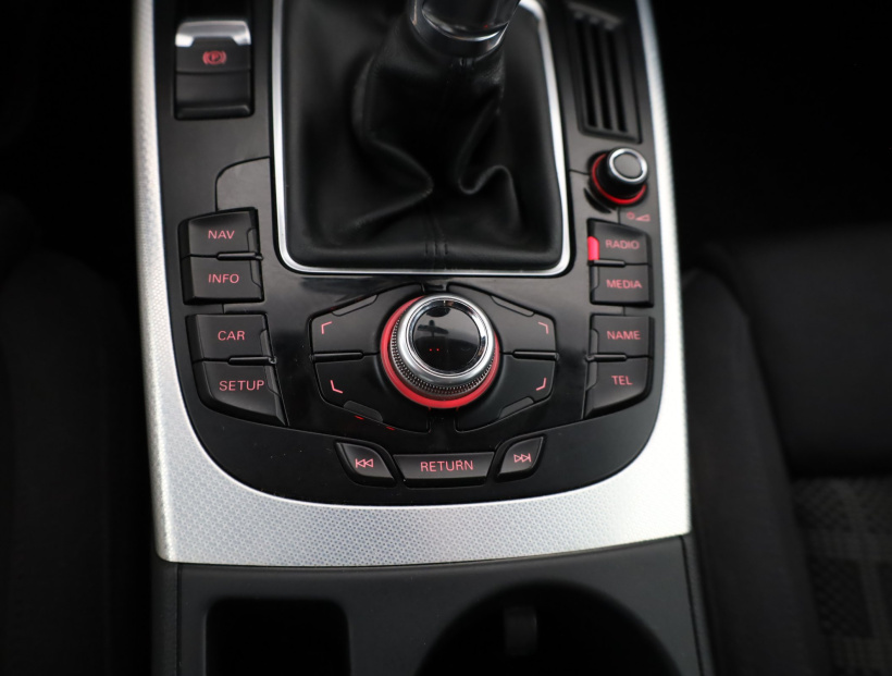 Audi A4, 2010