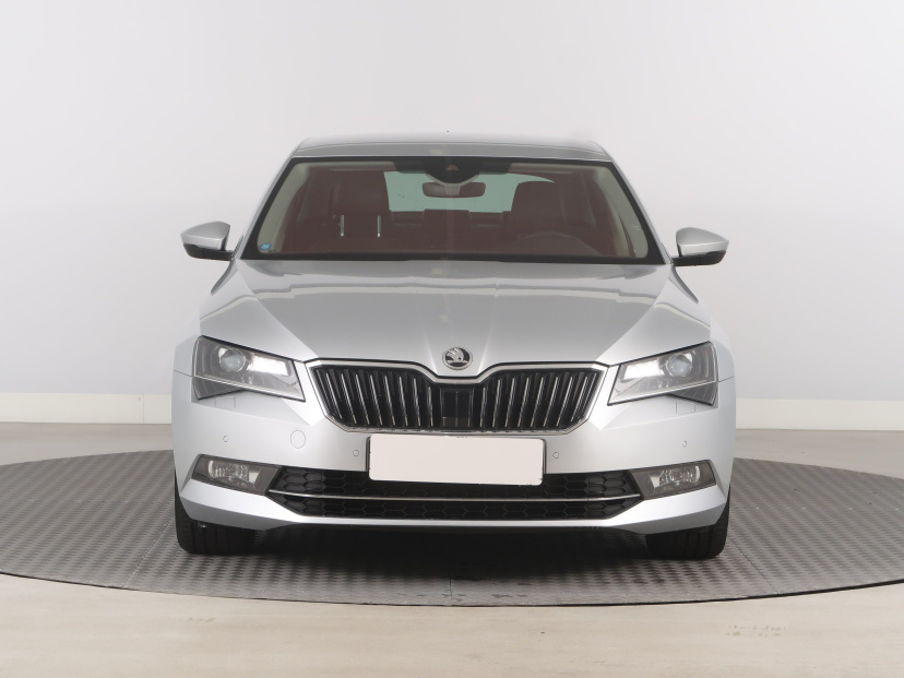 Škoda Superb, 2016