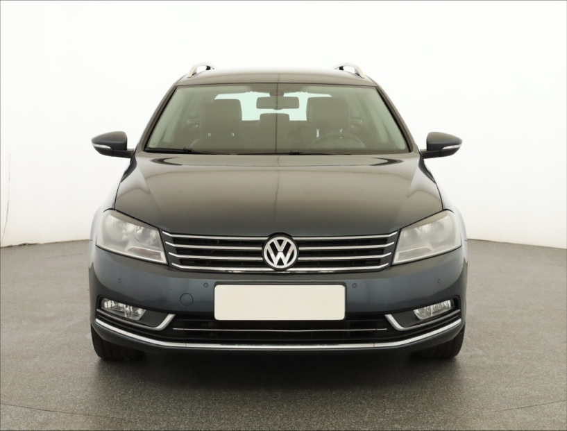 Volkswagen Passat, 2012