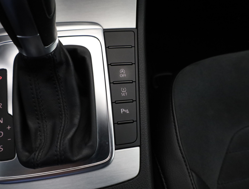 Volkswagen Passat, 2012