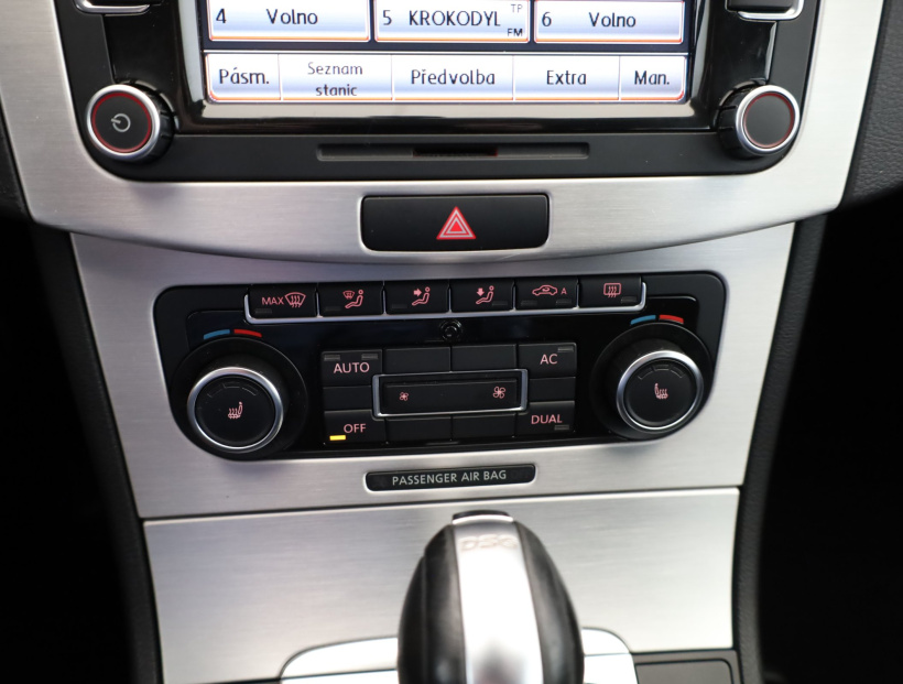 Volkswagen Passat, 2012