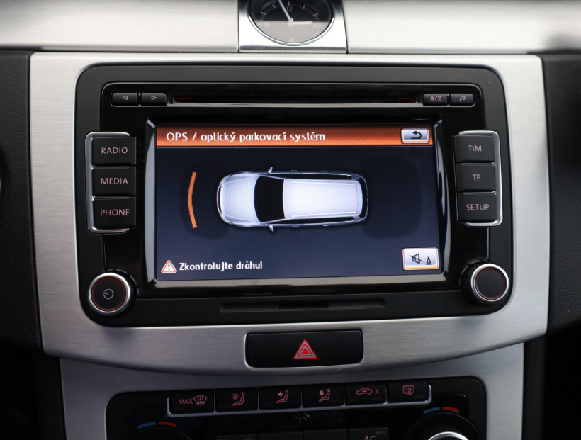 Volkswagen Passat, 2012