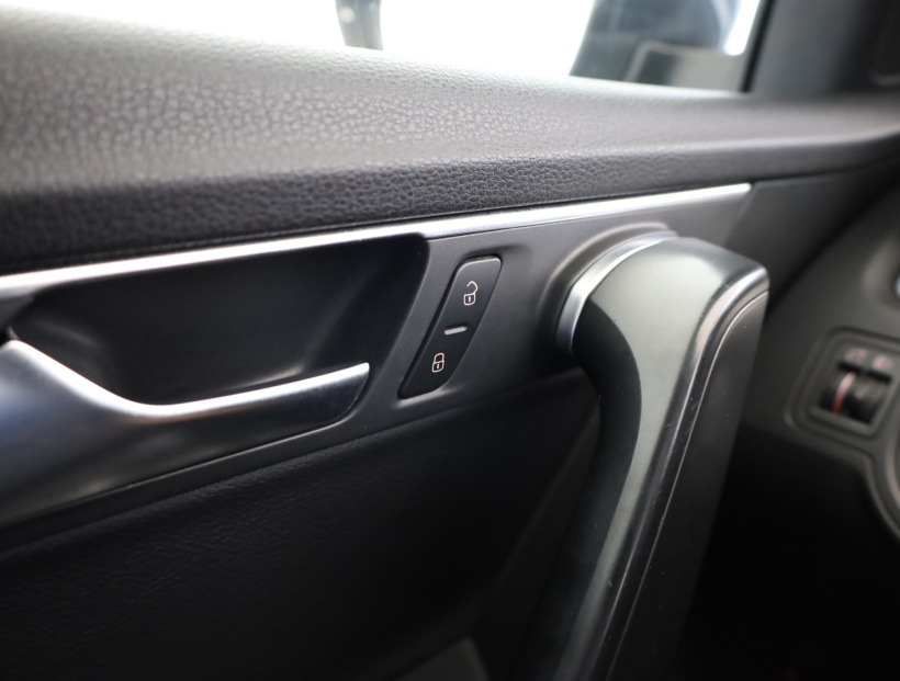 Volkswagen Passat, 2012