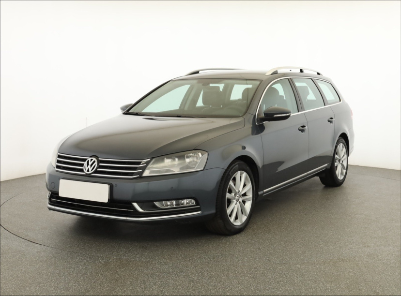 Volkswagen Passat, 2012