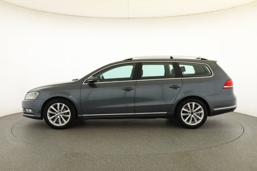 Volkswagen Passat, 2012