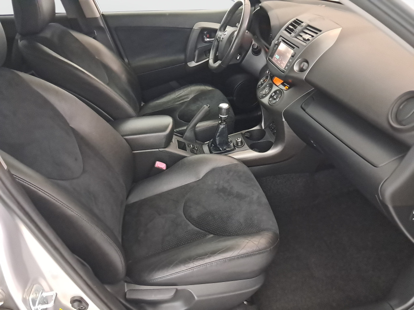 Toyota RAV 4, 2012