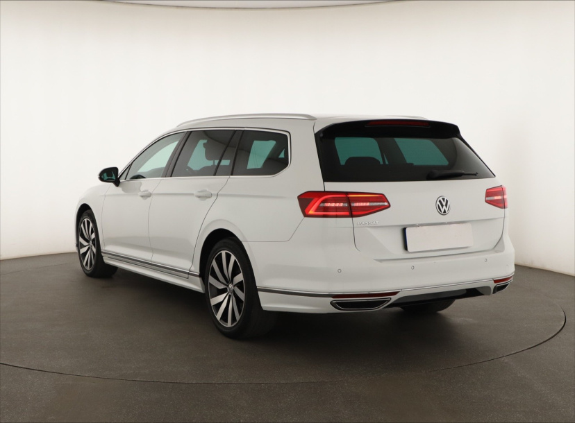 Volkswagen Passat, 2018