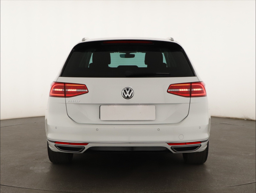 Volkswagen Passat, 2018