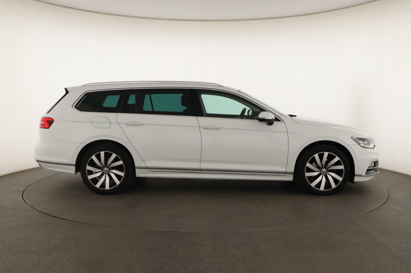 Volkswagen Passat, 2018