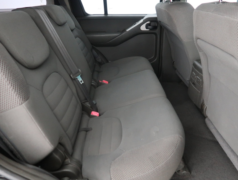 Nissan Pathfinder, 2006