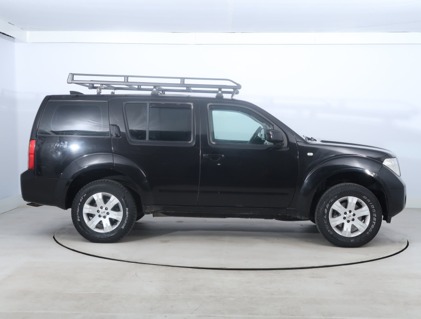 Nissan Pathfinder, 2006