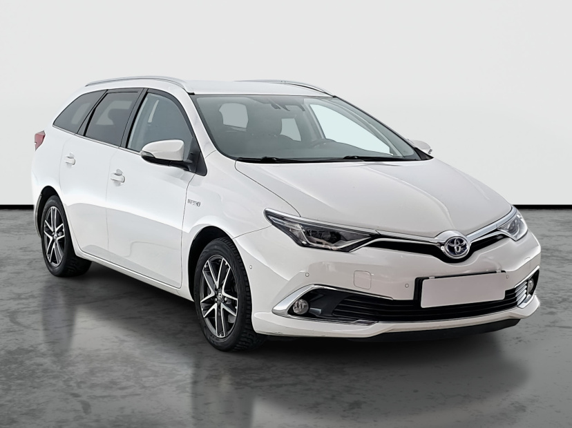 Toyota Auris, 2015