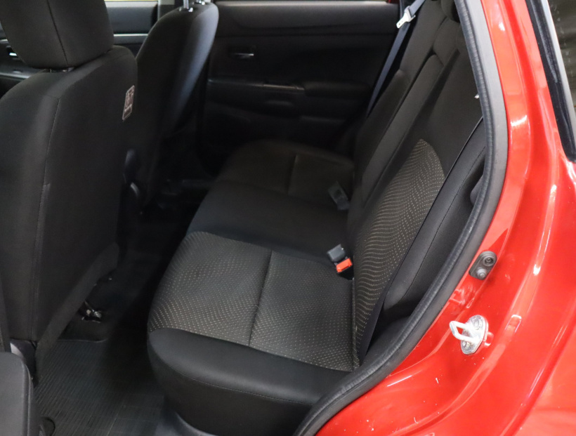 Mitsubishi ASX, 2015