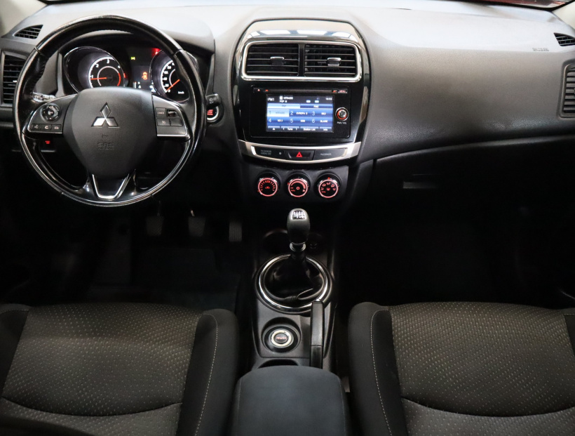 Mitsubishi ASX, 2015