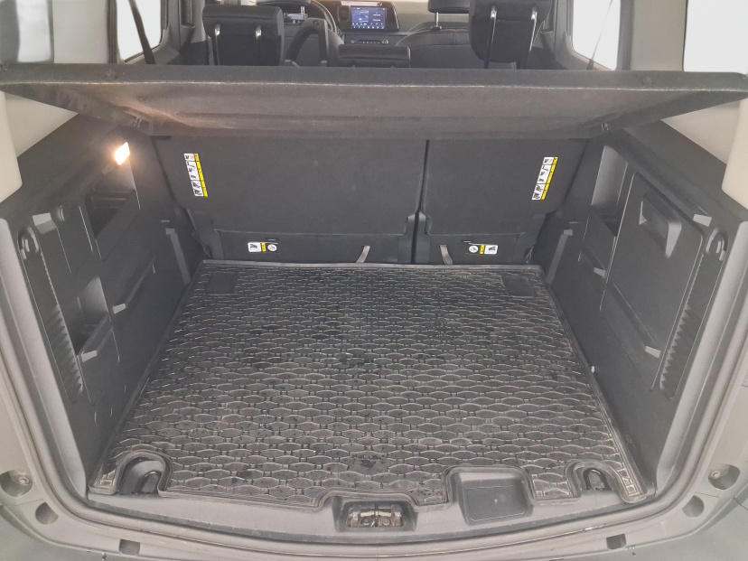 Ford Tourneo Courier, 2025