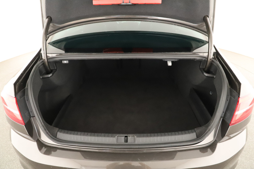 Volkswagen Passat, 2015