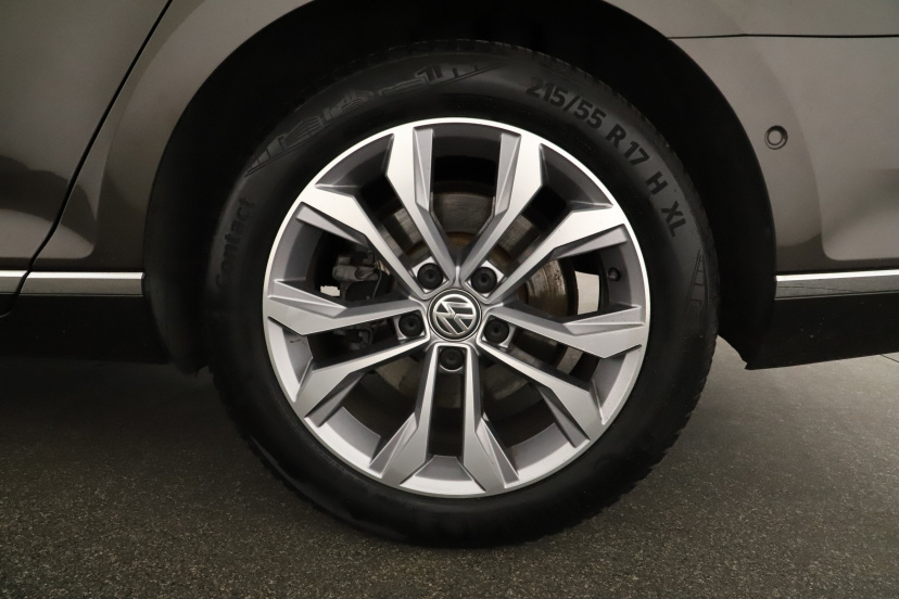 Volkswagen Passat, 2015