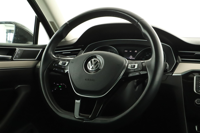 Volkswagen Passat, 2015