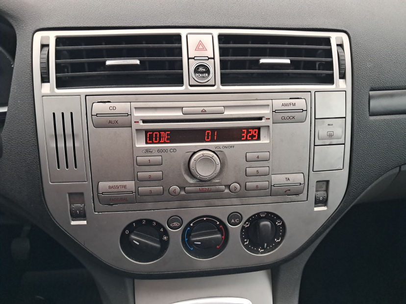 Ford Kuga, 2010