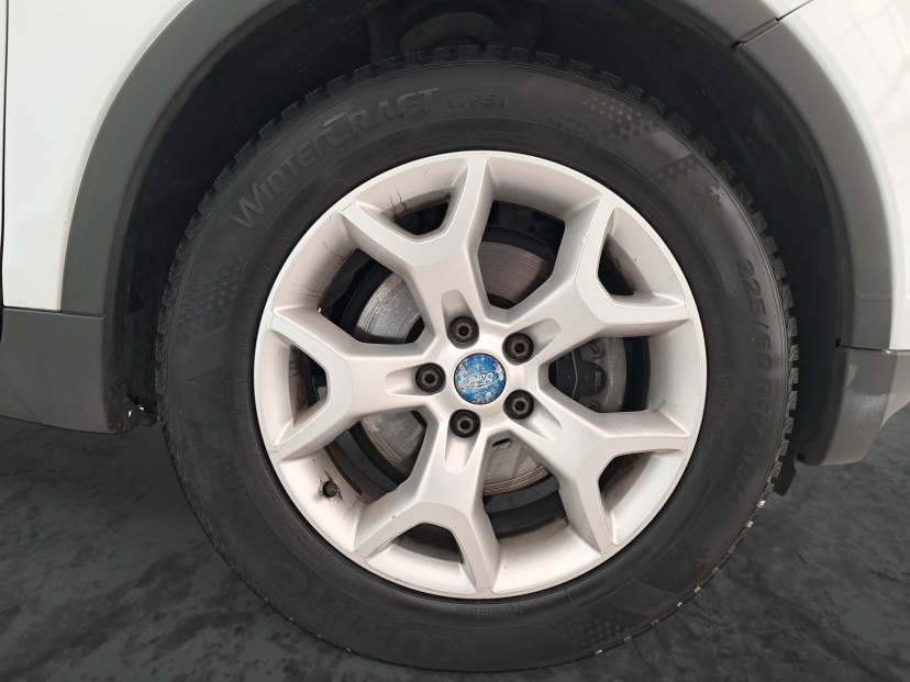 Ford Kuga, 2010