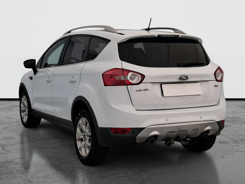 Ford Kuga, 2010