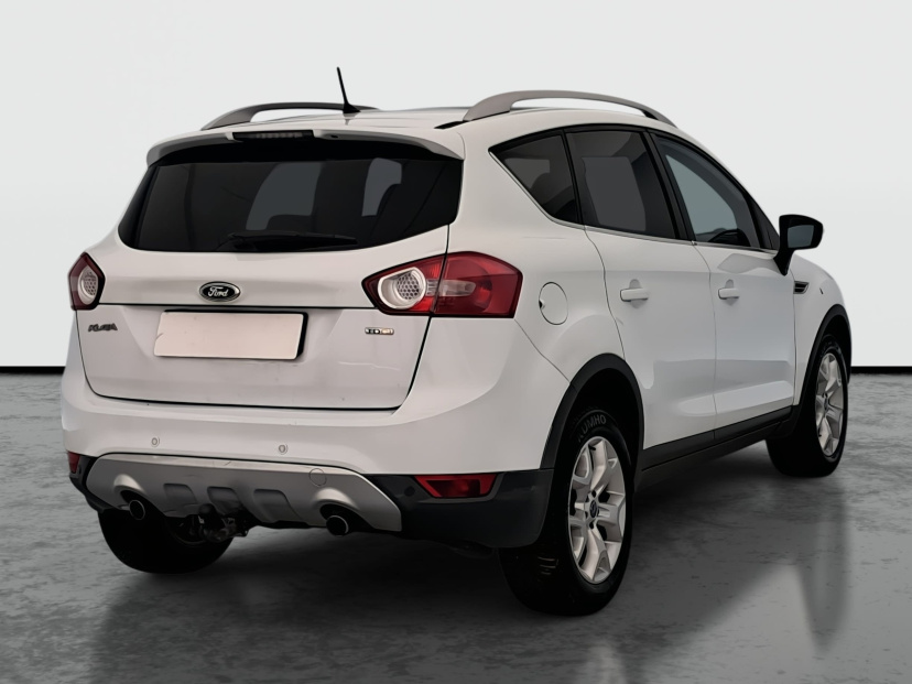 Ford Kuga, 2010