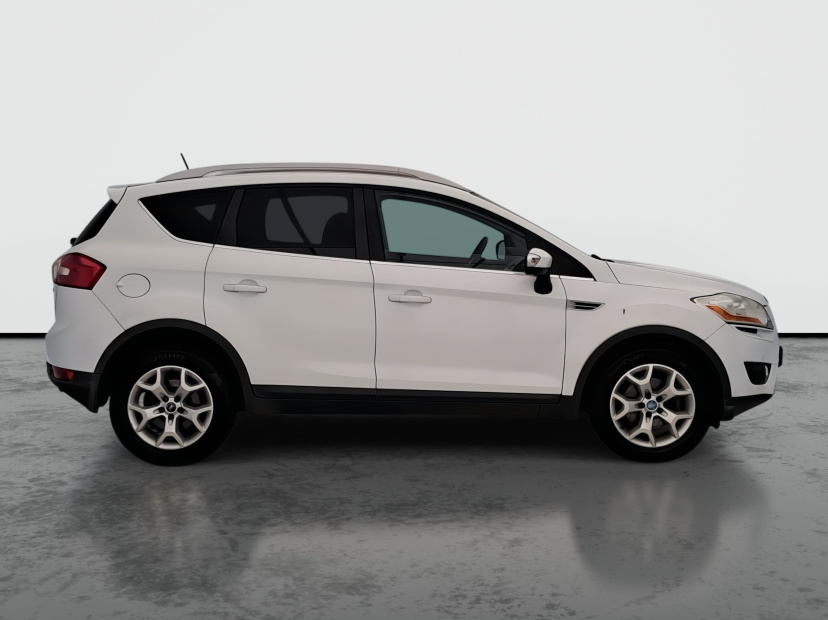 Ford Kuga, 2010