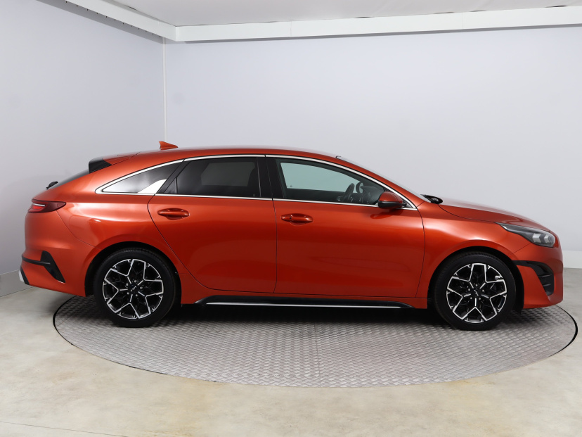 Kia ProCeed, 2023